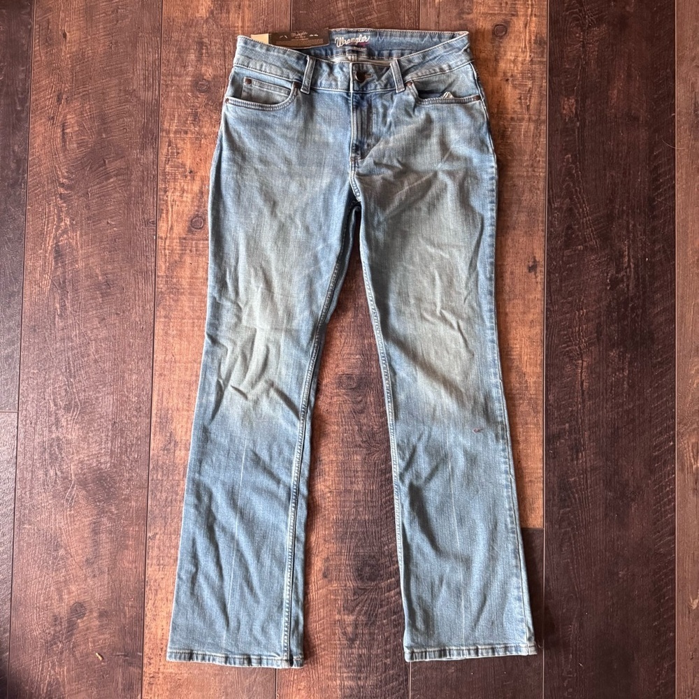 Wrangler Retro Mae Bootcut Jeans Mid Rise 31x34 Western Denim NWT